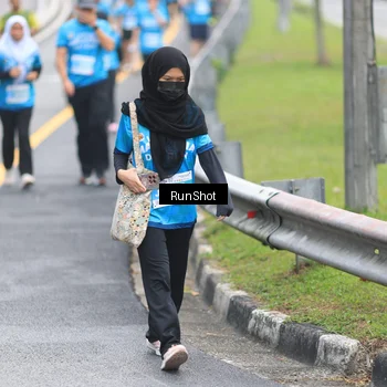 Runner Photo 7028215