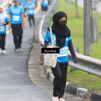 Runner Photo 7028229