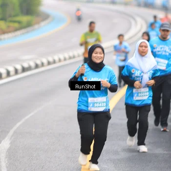 Runner Photo 7028239