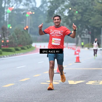 Runner Photo 7028240