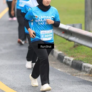 Runner Photo 7028253