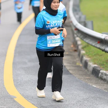 Runner Photo 7028255