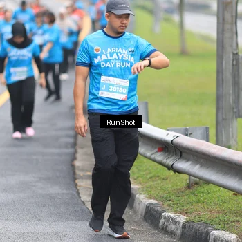 Runner Photo 7028275