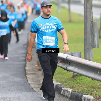Runner Photo 7028278