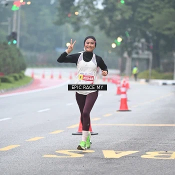 Runner Photo 7028280