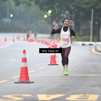 Runner Photo 7028293