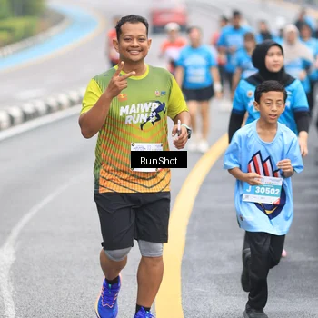 Runner Photo 7028308