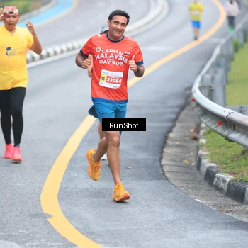 Runner Photo 7028322