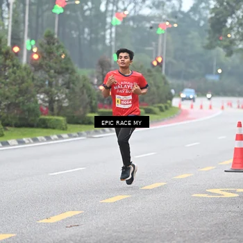 Runner Photo 7028327