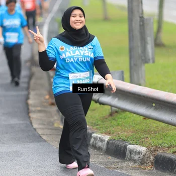 Runner Photo 7028335
