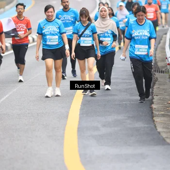 Runner Photo 7028354