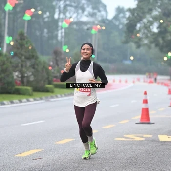 Runner Photo 7028357
