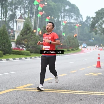 Runner Photo 7028363