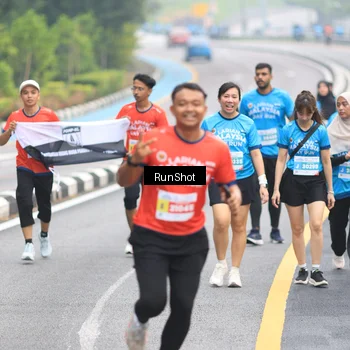 Runner Photo 7028369