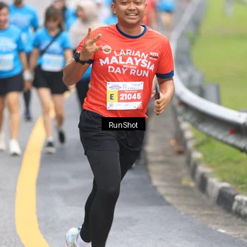 Runner Photo 7028370