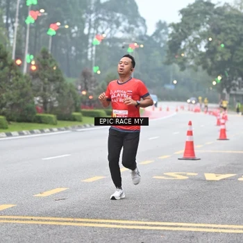 Runner Photo 7028375