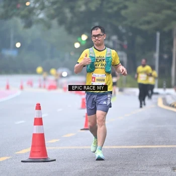 Runner Photo 7028377