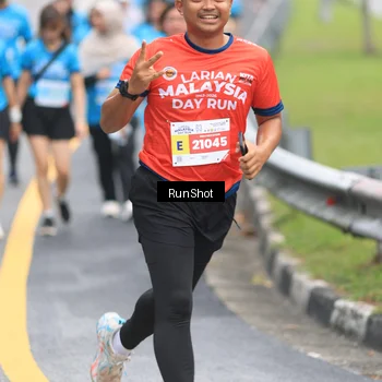Runner Photo 7028383