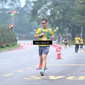 Runner Photo 7028392