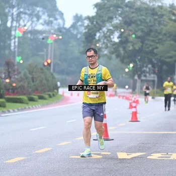 Runner Photo 7028413