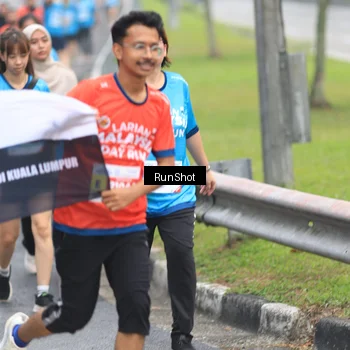 Runner Photo 7028414
