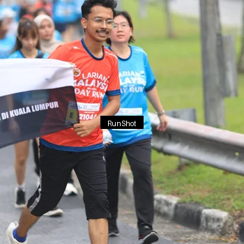 Runner Photo 7028417
