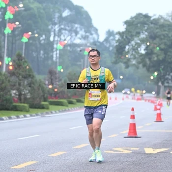 Runner Photo 7028419