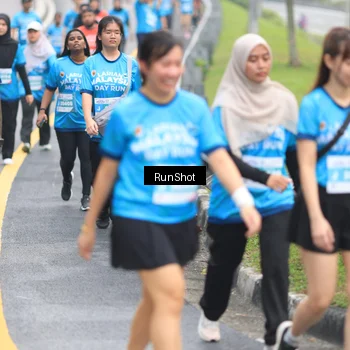 Runner Photo 7028432