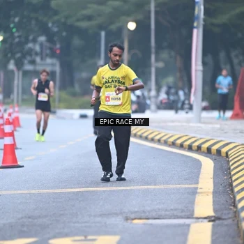 Runner Photo 7028437
