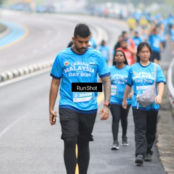 Runner Photo 7028449