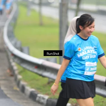 Runner Photo 7028457