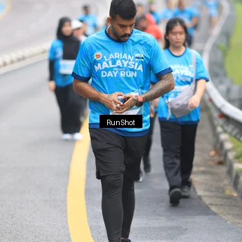 Runner Photo 7028462