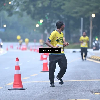 Runner Photo 7028477