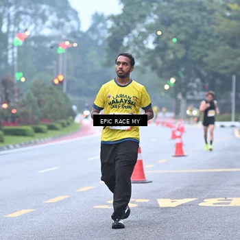 Runner Photo 7028482