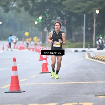 Runner Photo 7028512