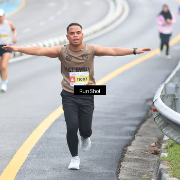 Runner Photo 7028517