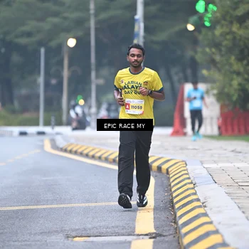 Runner Photo 7028518
