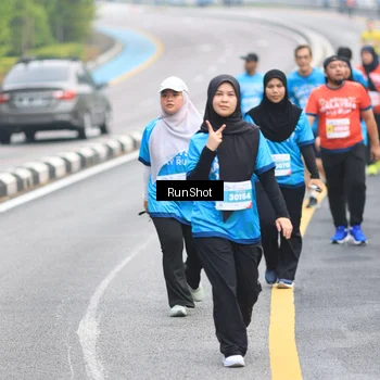 Runner Photo 7028519