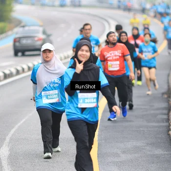 Runner Photo 7028525