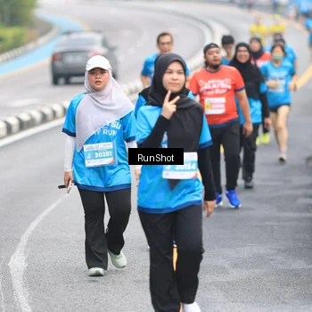 Runner Photo 7028530