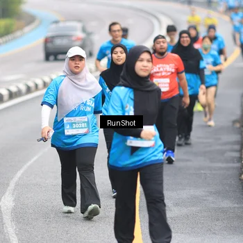 Runner Photo 7028535