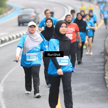 Runner Photo 7028536