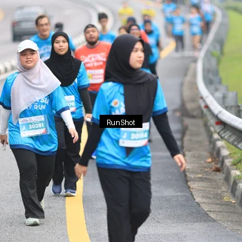 Runner Photo 7028538