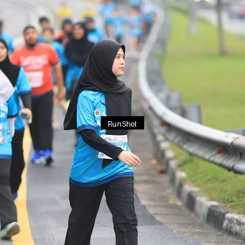 Runner Photo 7028544