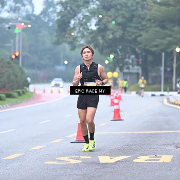 Runner Photo 7028546