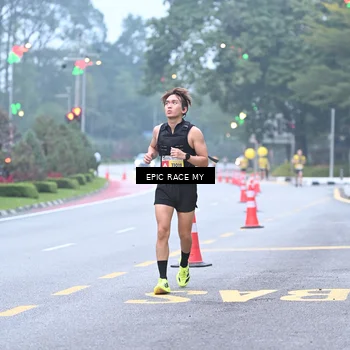 Runner Photo 7028548