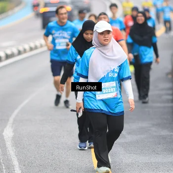 Runner Photo 7028549