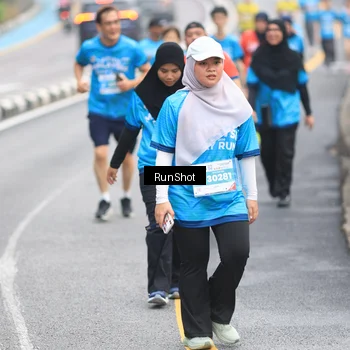 Runner Photo 7028556
