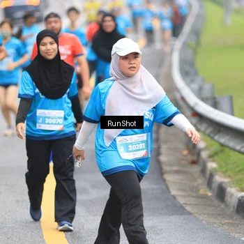 Runner Photo 7028563