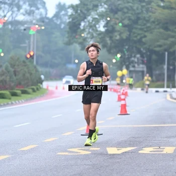 Runner Photo 7028578